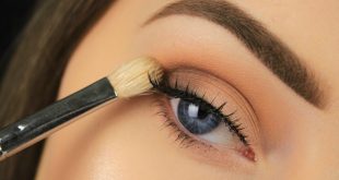 How To Blend Your Eyeshadow Like A Pro