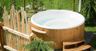 Outdoor Hot Tub