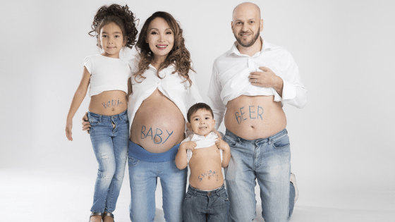 Family photo pregnancy