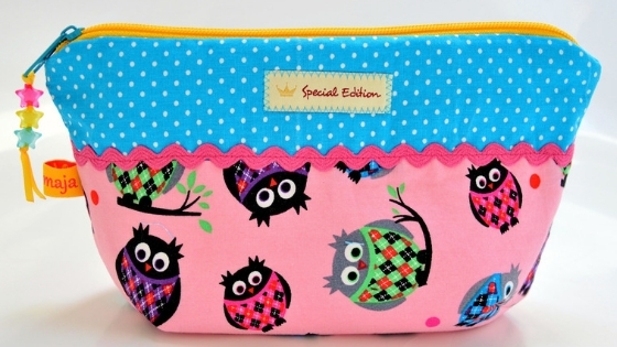 Owl cosmetics bag