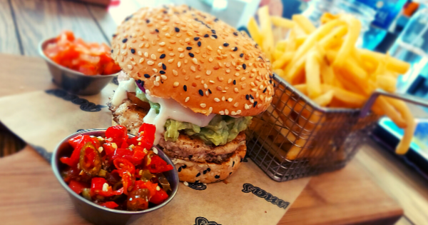 RocoMamas MYO Burger