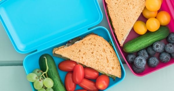 Kids lunch boxes debate