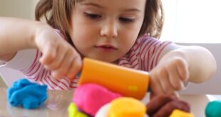 Kid Playdough Activity