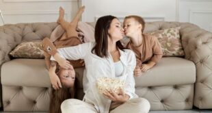 Mom and kids in living room